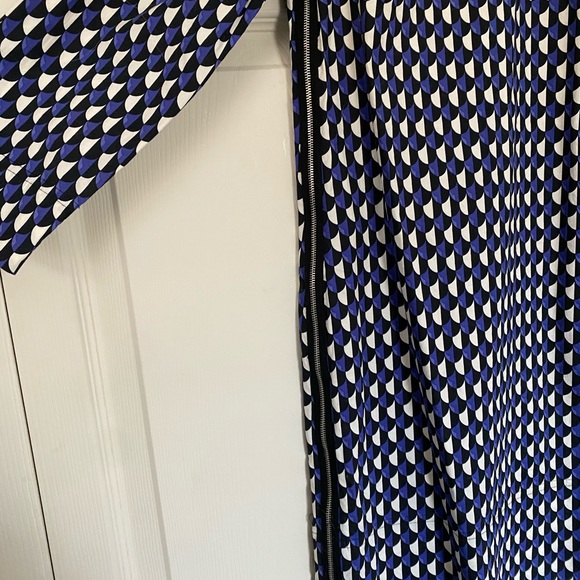 J. CREW purple black white scalloped print long sleeve dress with side zippers - Picture 4 of 7